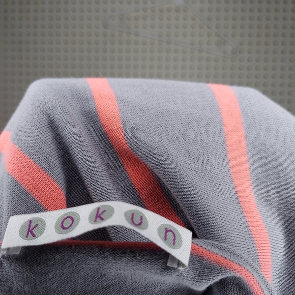 Kokun Sweater V-neck Long Sleeve Stretch Stripe Gray Coral Pull-on Knit - Picture 4 of 6